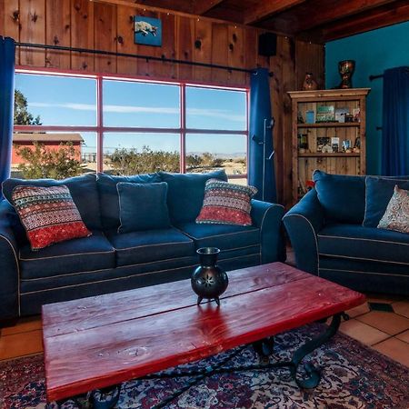 Chuck'S Cabin In A Joshua Tree Community Twentynine Palms Buitenkant foto