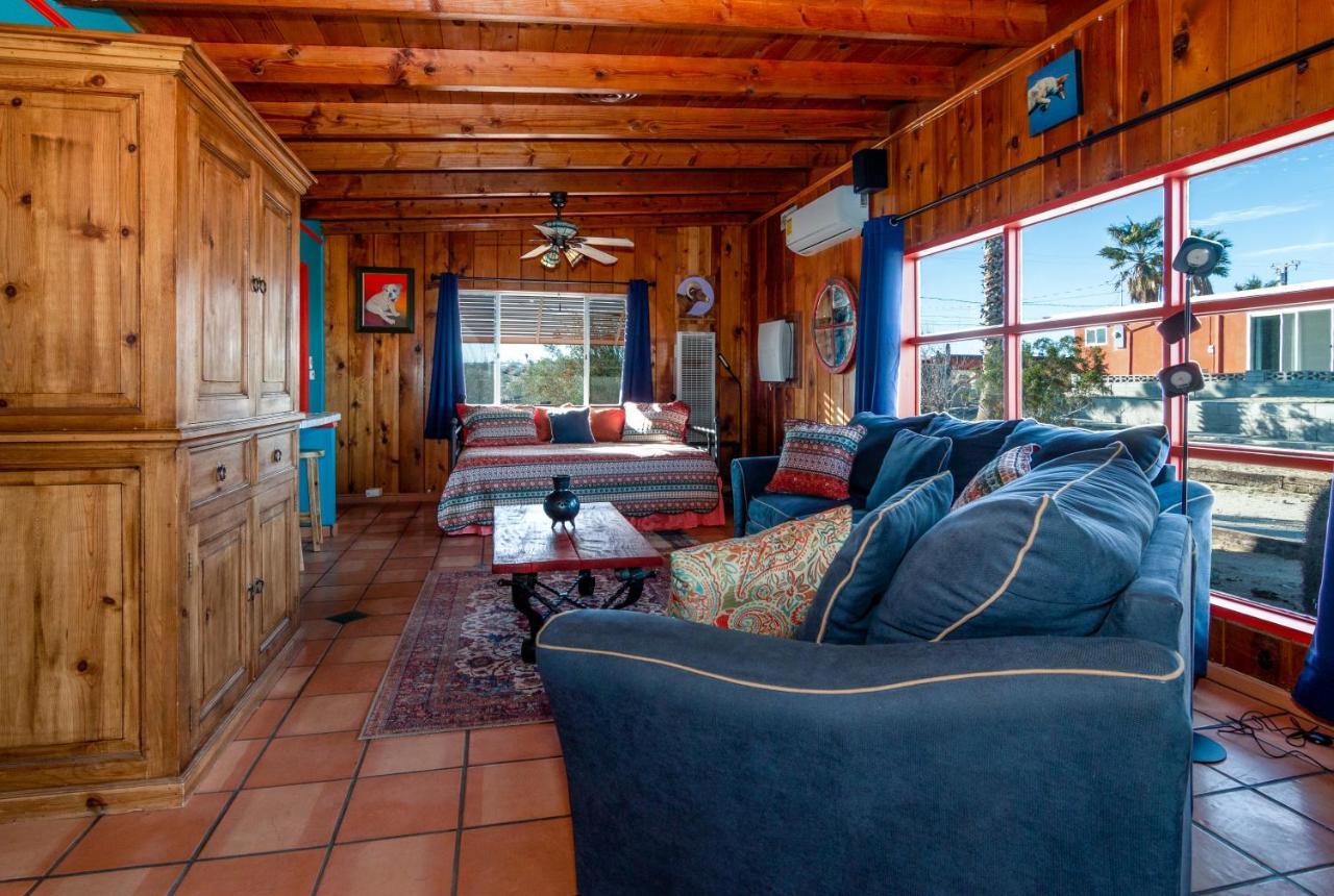Chuck'S Cabin In A Joshua Tree Community Twentynine Palms Buitenkant foto